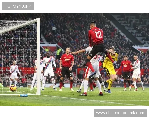 切尔西定位球战术奏效,水晶宫防线效率崩盘 切尔西定位球战术奏效,水晶宫防线效率崩盘